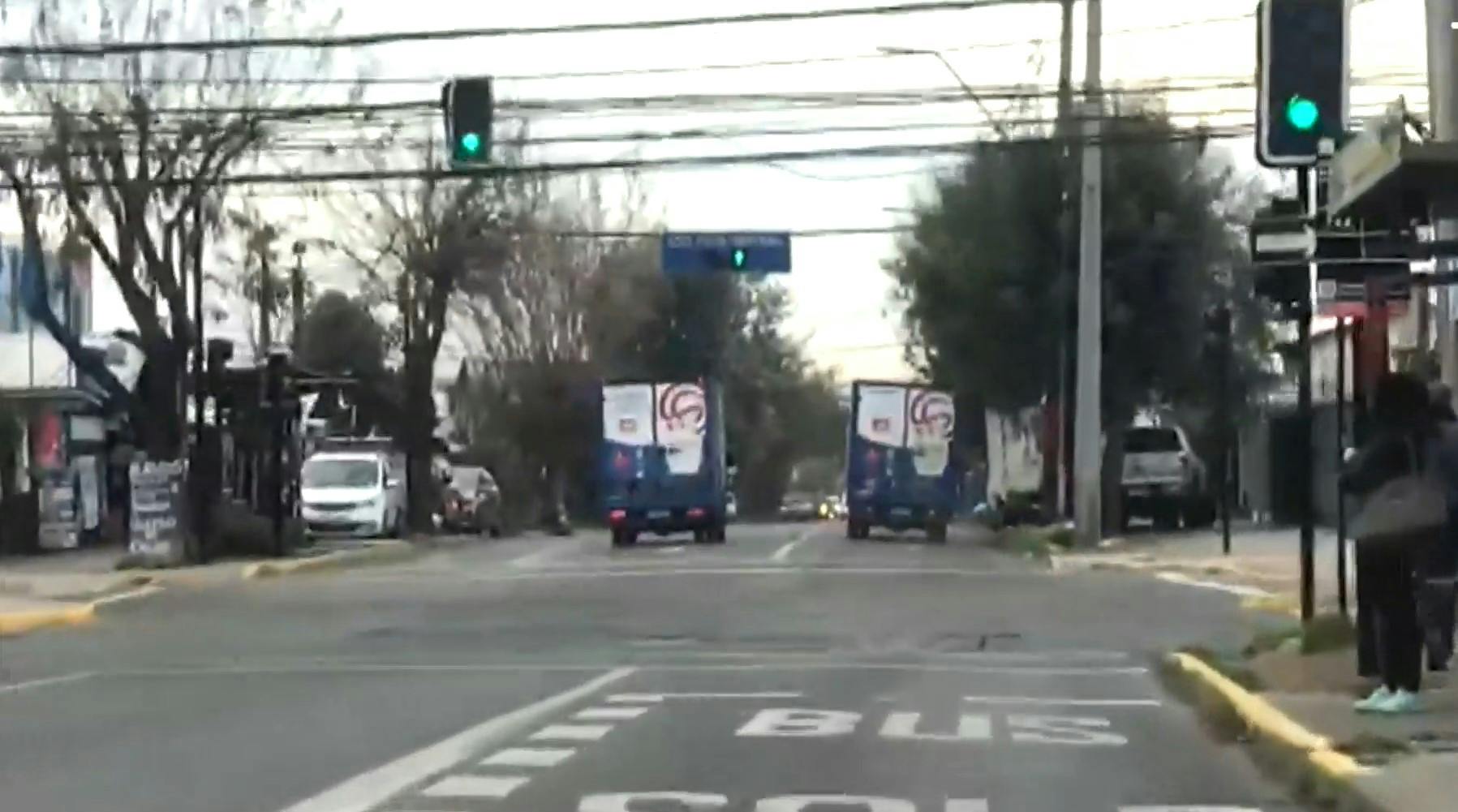 Insólito pero pasa: Registran carrera clandestina entre camiones repartidores de gas
