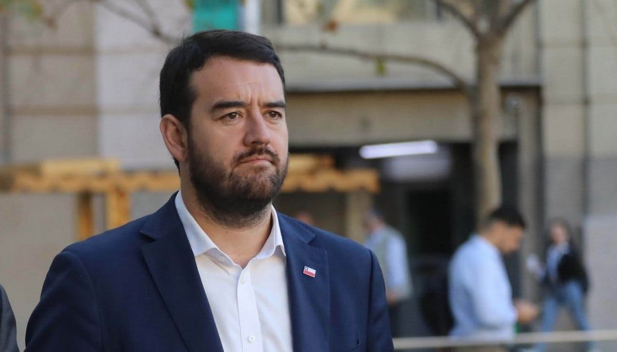 Gobernador de La Araucanía por ataque incendiario: El Estado vulnera los derechos humanos
