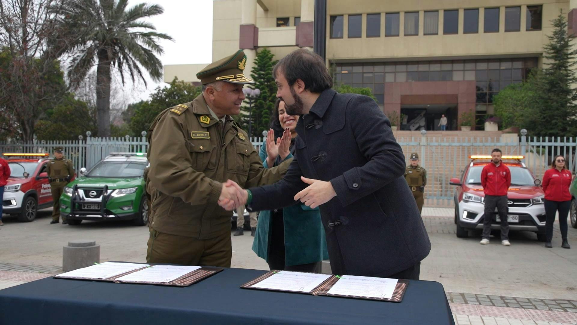 Firman convenio de seguridad entre Carabineros y Municipalidad de Valparaíso