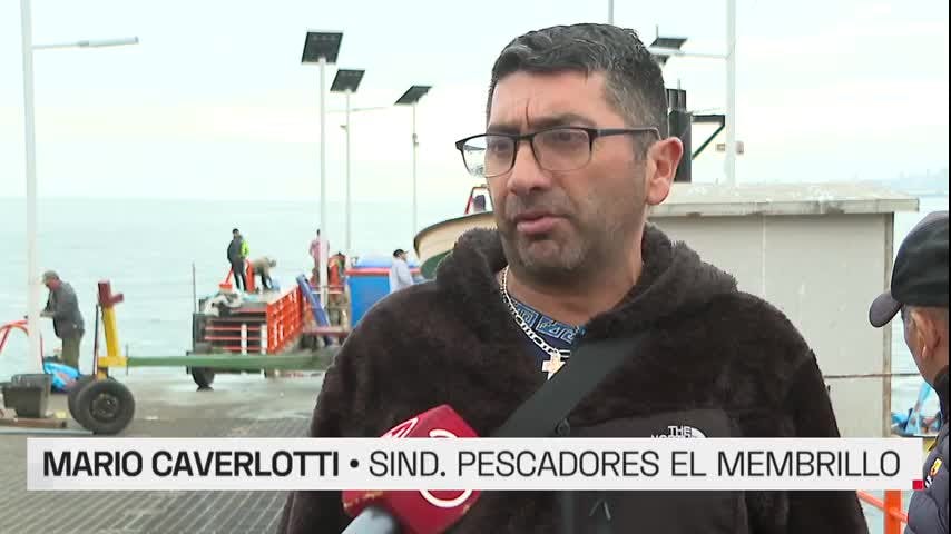 Pescadores salen a manifestarse preocupados por episodios de contaminación