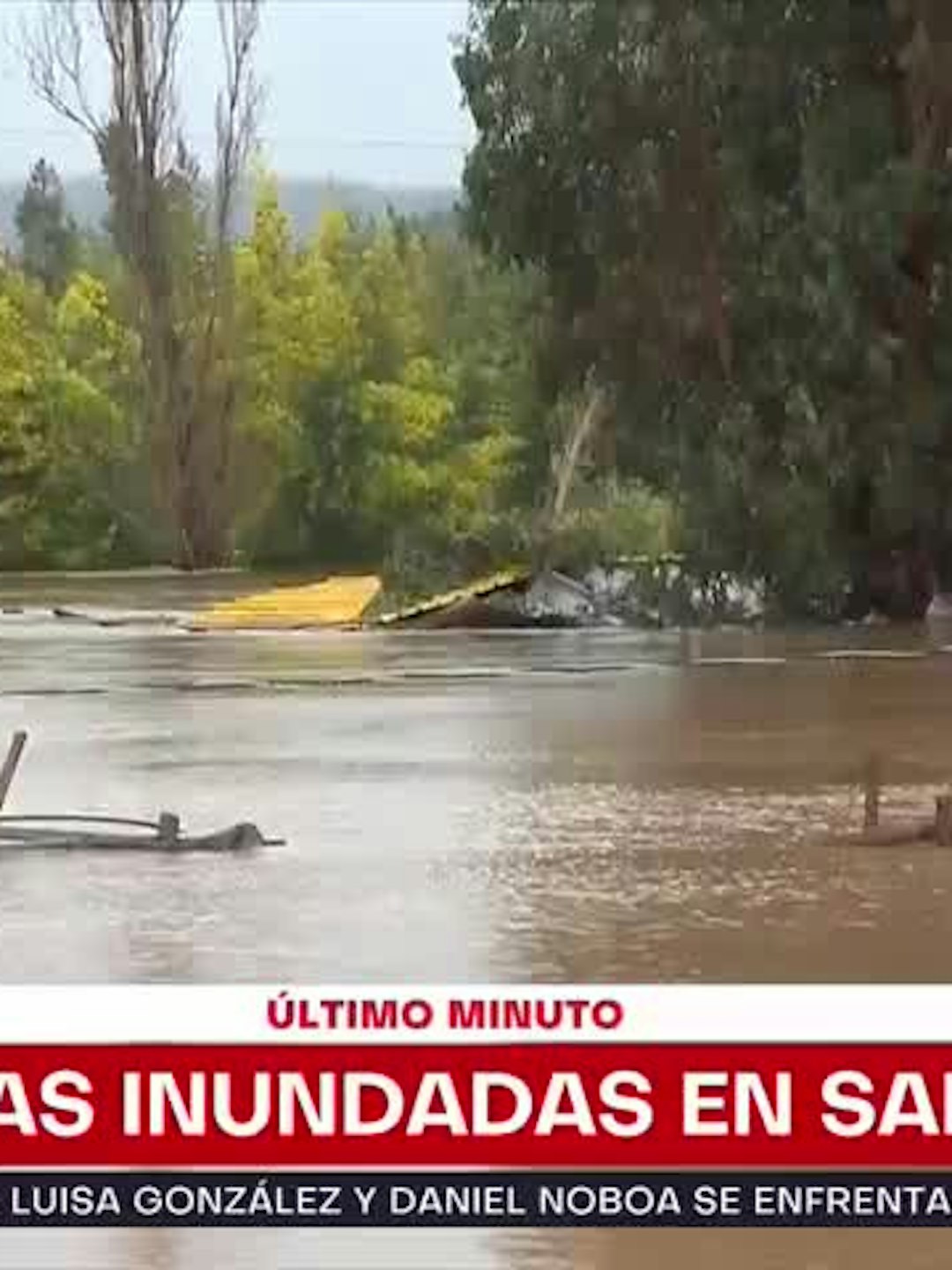 Predio quedó completamente inundado tras desborde del río Purapel en San Javier
