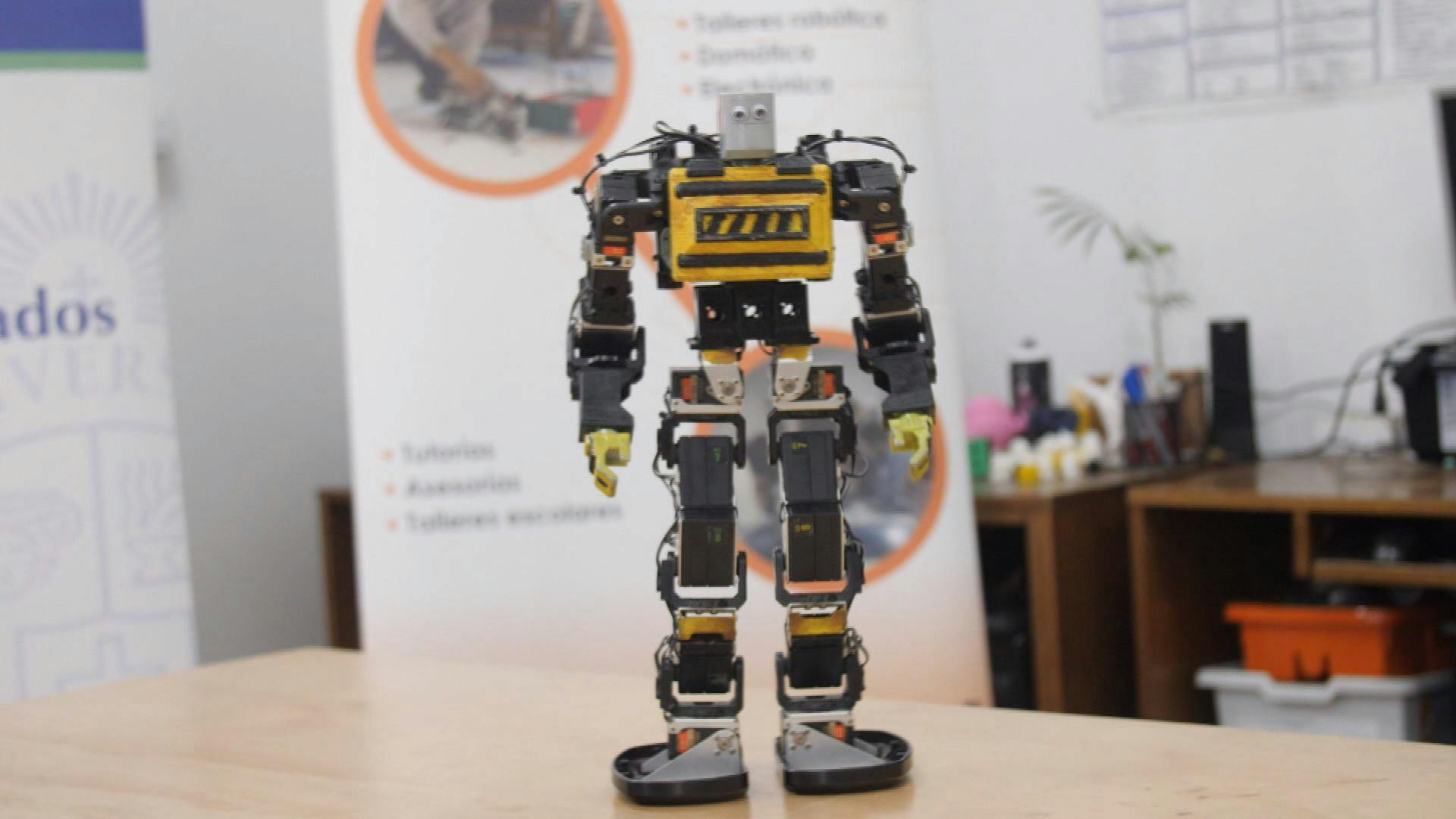 Estudiantes de la PUCV participarán en competición de robots que se realizará en Japón