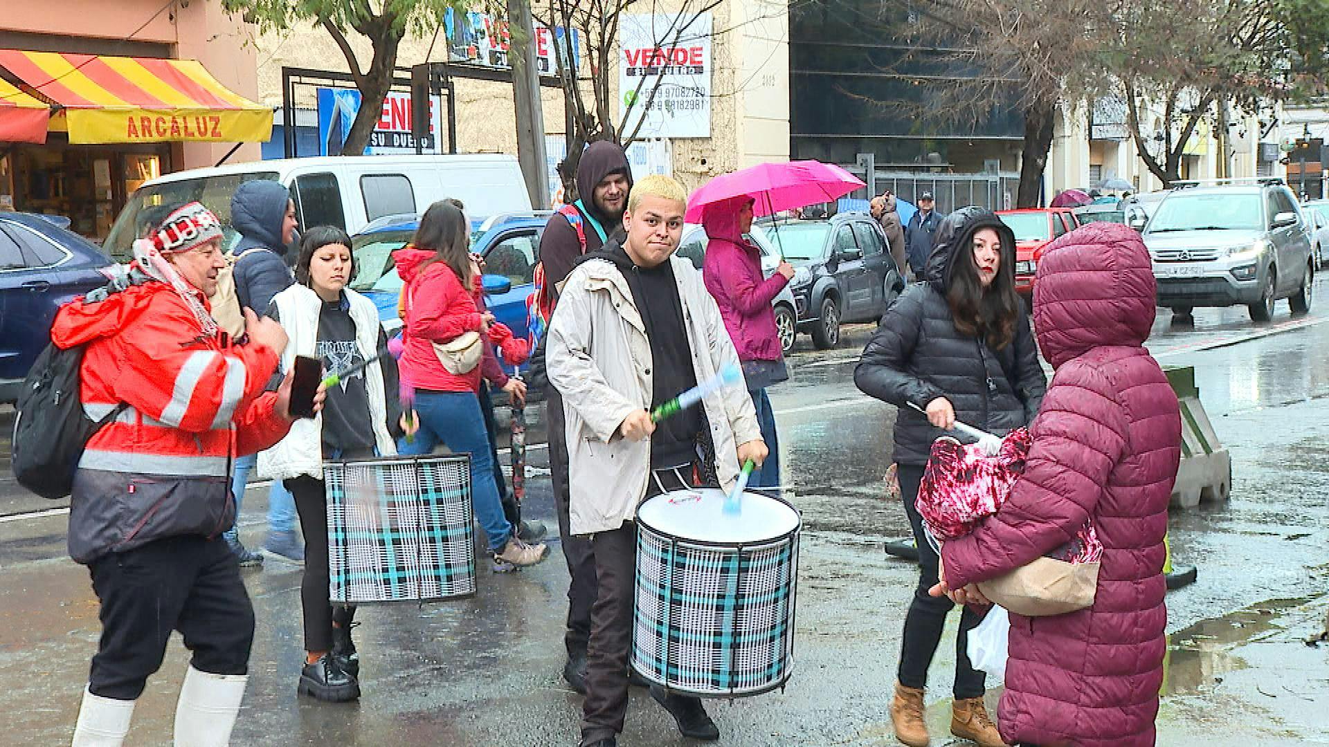 Funcionarios de la salud municipal paralizaron por 24 horas