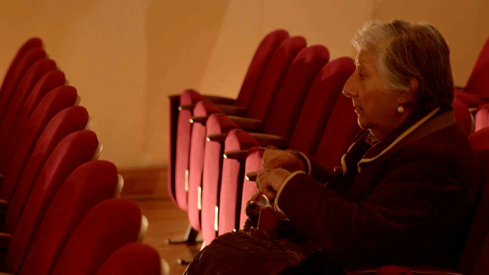 Adultos mayores podrán disfrutar de cine gratuito en Insomnia Teatro Condell