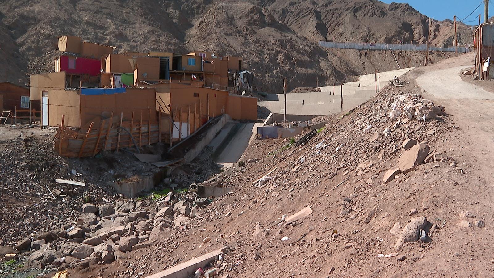 Denuncian mal uso de vías aluvionales en Antofagasta