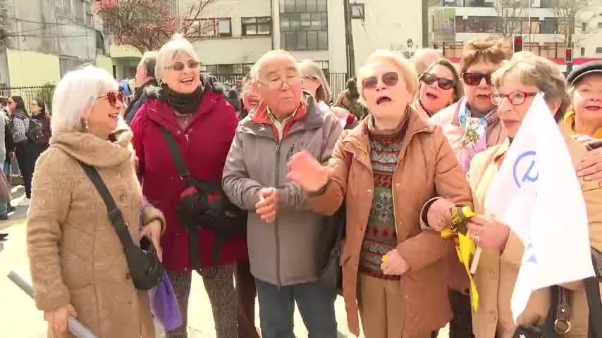 80% profesores, 26,9% según Mineduc, paro docente