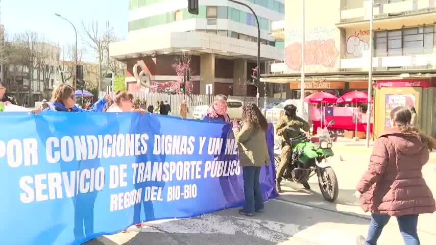 Choferes marchan exigiendo derechos en nuevo perímetro