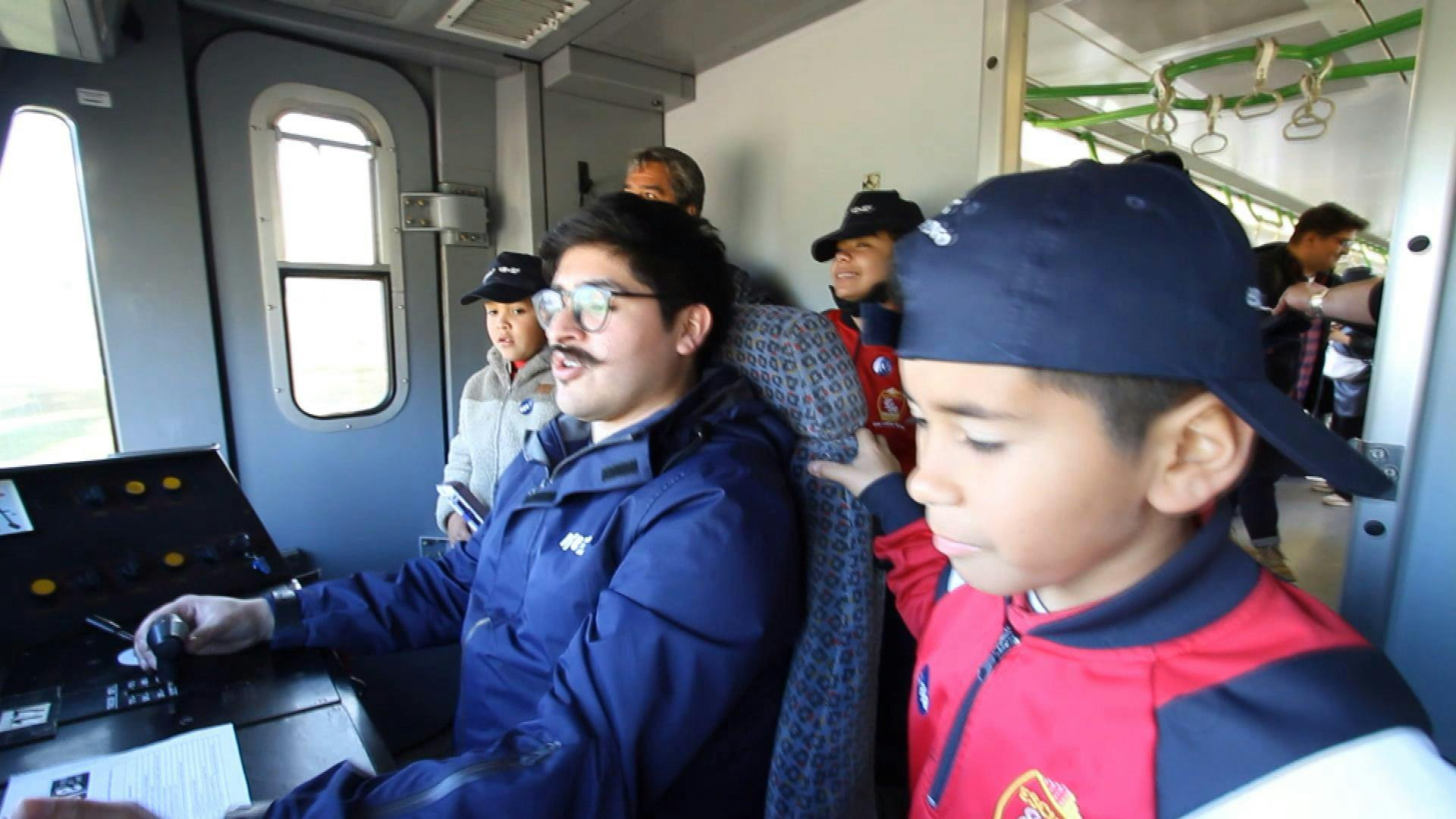 Alumnos de Panquehue viajaron en metro para participar del Festival de Cine “Ojo de Pescado”