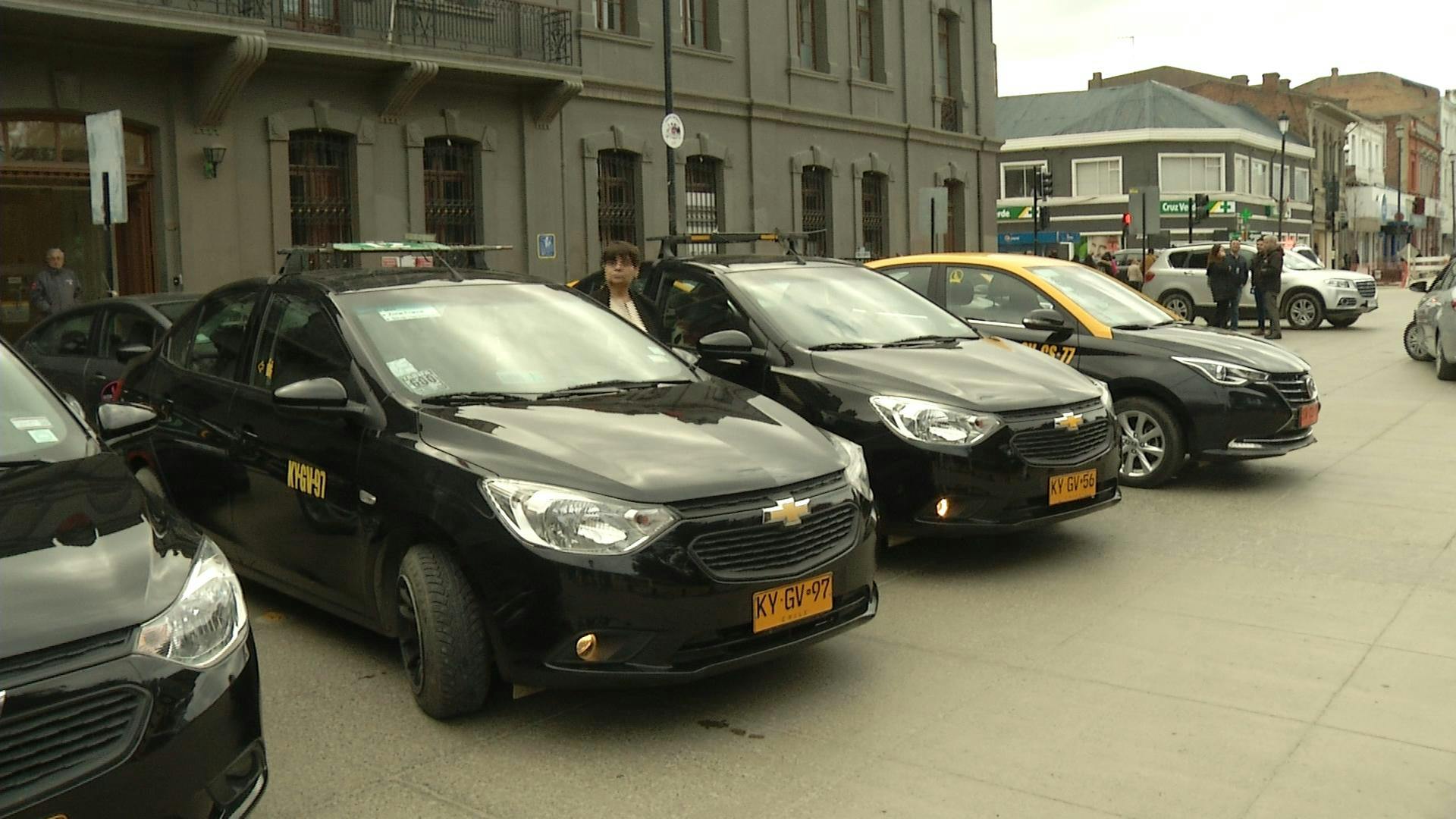 110 nuevos cupos para taxis y taxicolectivos en Punta Arenas