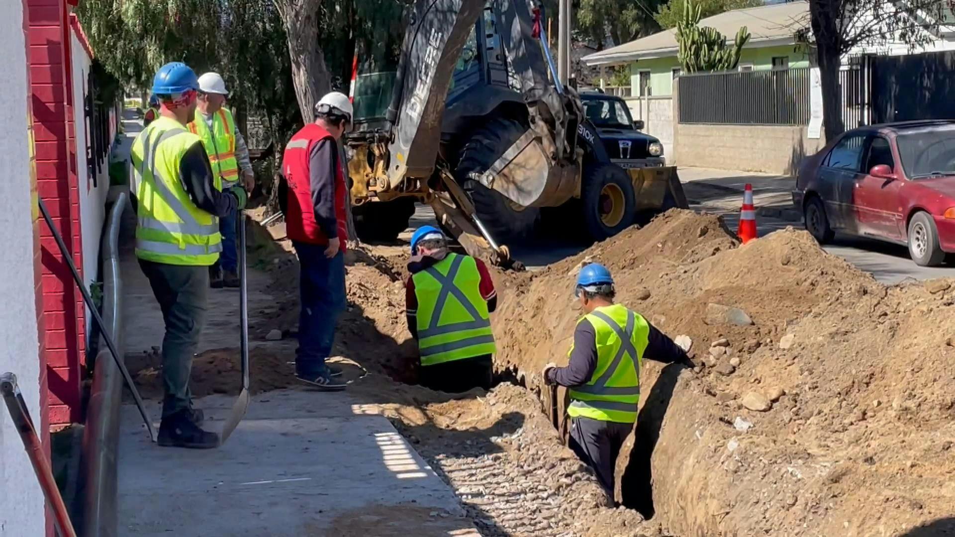 Esval realiza intervención de alcantarillados en la comuna de Quilpué