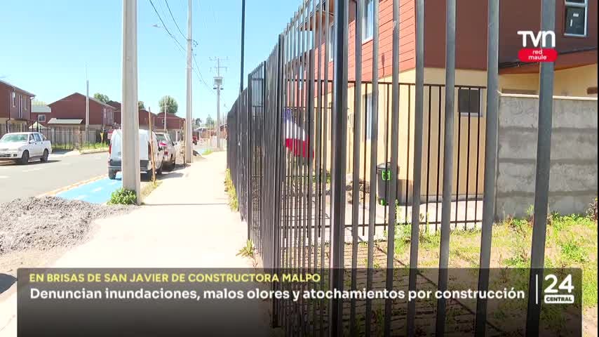 Denuncian inundaciones, malos olores y atochamientos por construcción