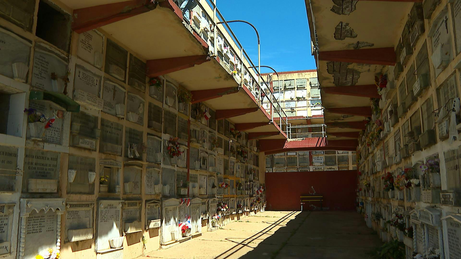 Funcionarios de cementerios de Playa Ancha en picada contra Corporación Municipal de Valparaíso