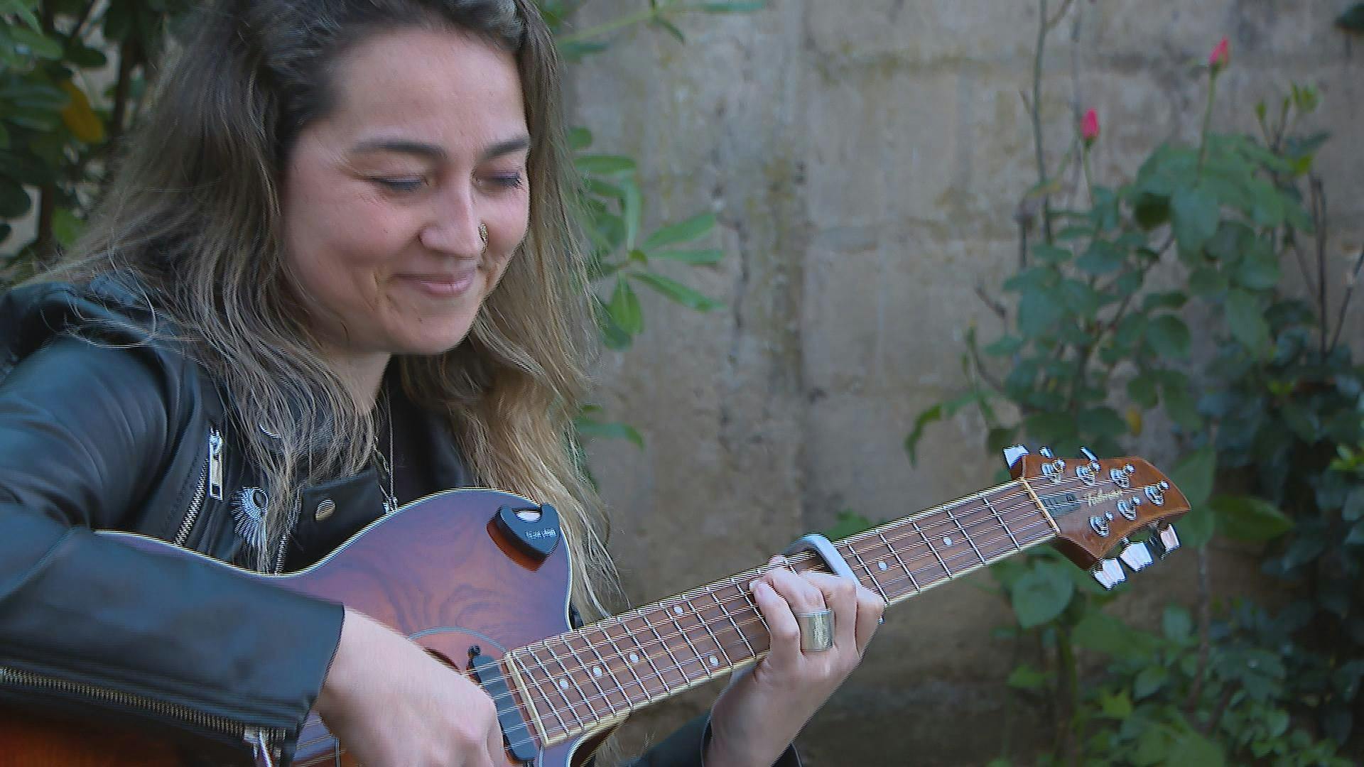 Talentosa cantante y compositora de la región nos muestra su nuevo sencillo