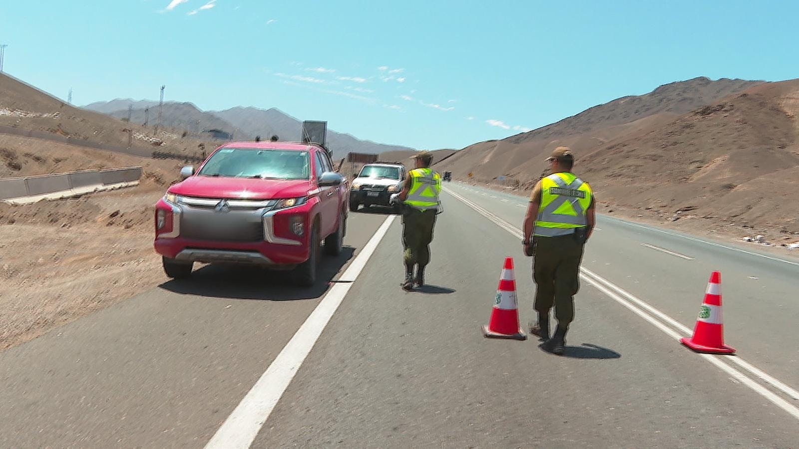 12 infracciones pese a decreto que prohíbe bajar por av. Salvador Allende