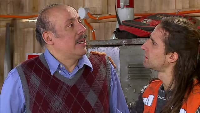 La molestia de Neto | Dama y obrero - T1E86