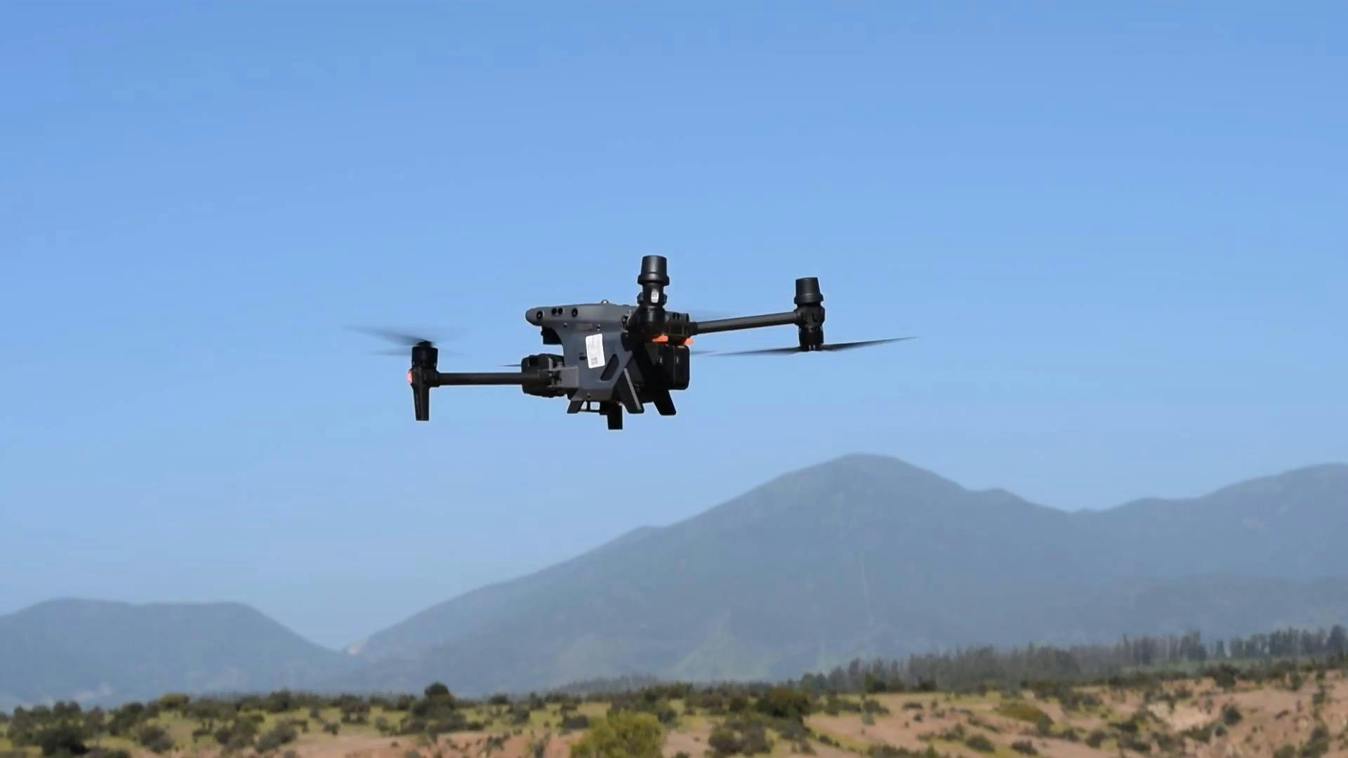 Con drones pescadores de la región se capacitan para vigilar sus caletas