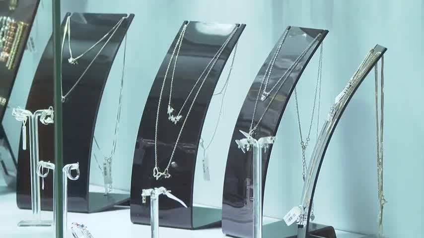 Millonario asalto a joyería en centro de Concepción