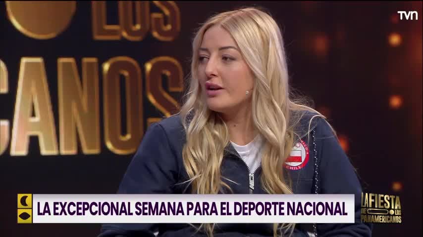Carla Ruz y su emoción al cantar el himno nacional en Santiago 2023