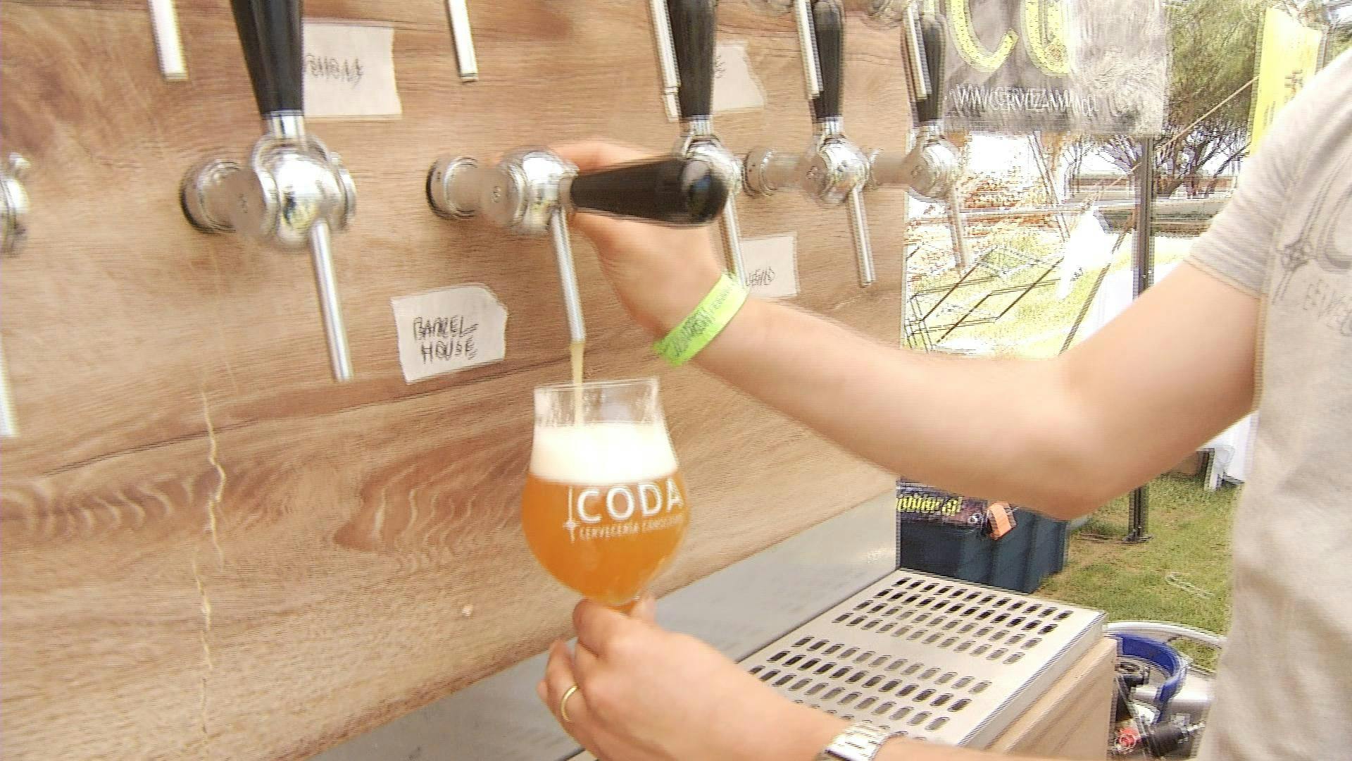 Feria gastronómica en Concón ofrecerá variados tipos de sándwiches y cervezas para sus visitantes