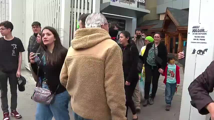 Detonan 10 bombas de ruido en tres Mall del Gran Concepción