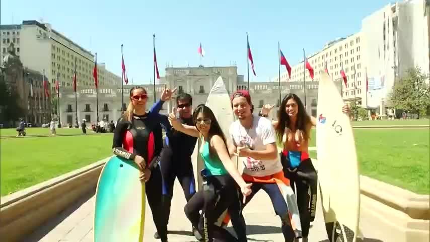 Los surfistas navideños | La familia más loca de Chile - T1E9