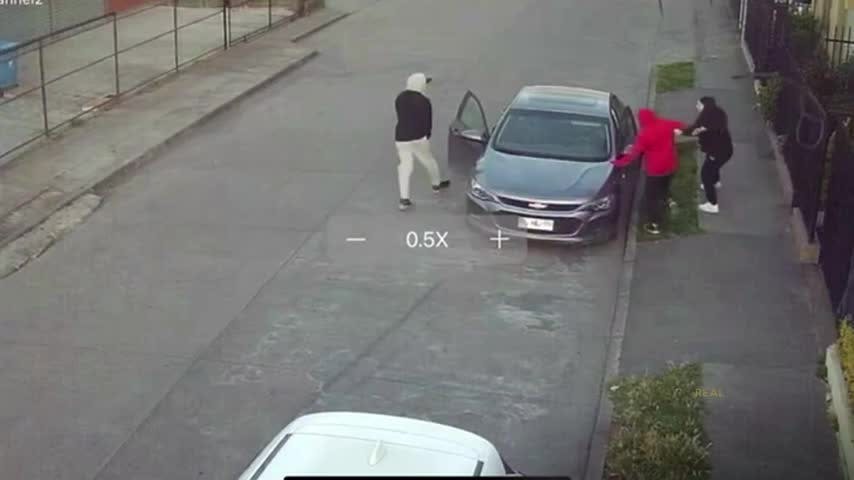 Adolescentes sustraen auto en Lagunillas