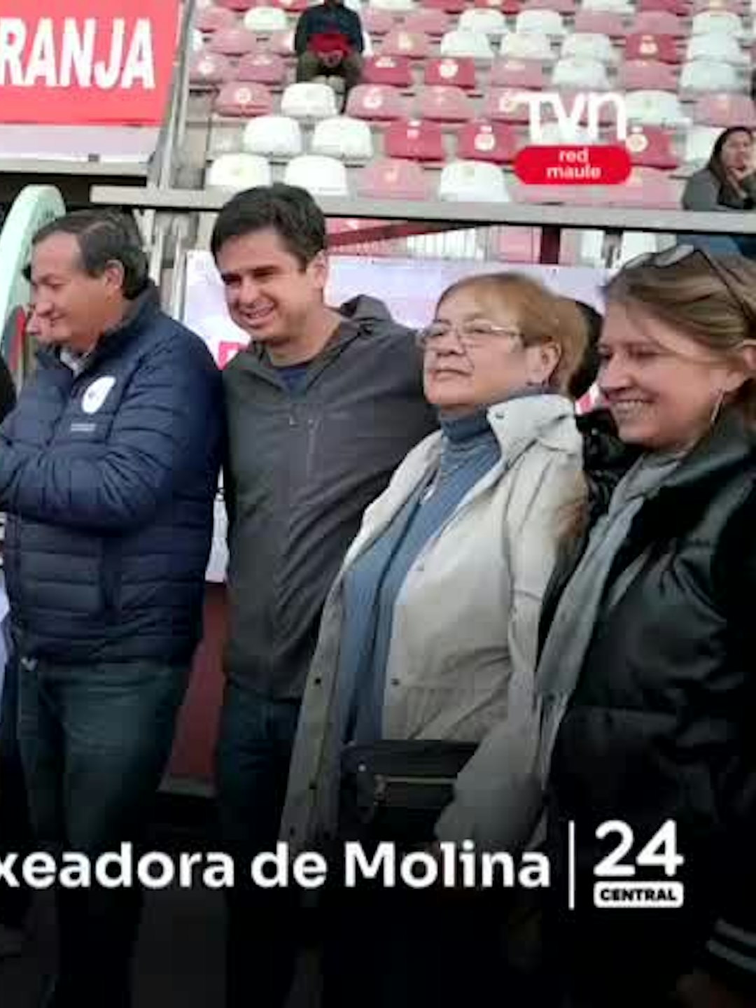 Entregan reconocimiento a boxeadora de Molina
