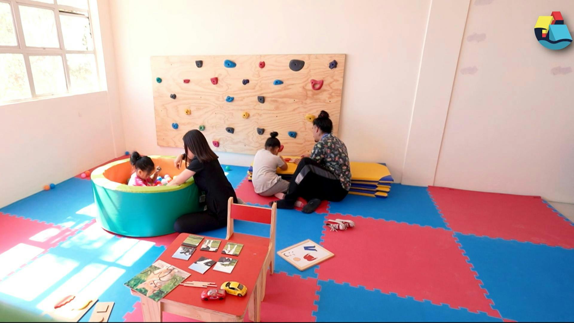 Dictan seminario para la aplicación de la Ley TEA en los colegios de la región