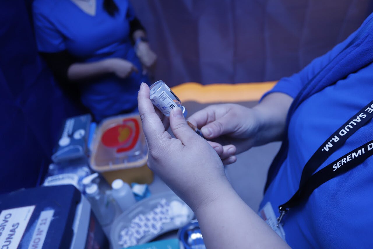 Nueva campaña contra el COVID-19: Todo lo que debe saber de la inoculación contra el virus