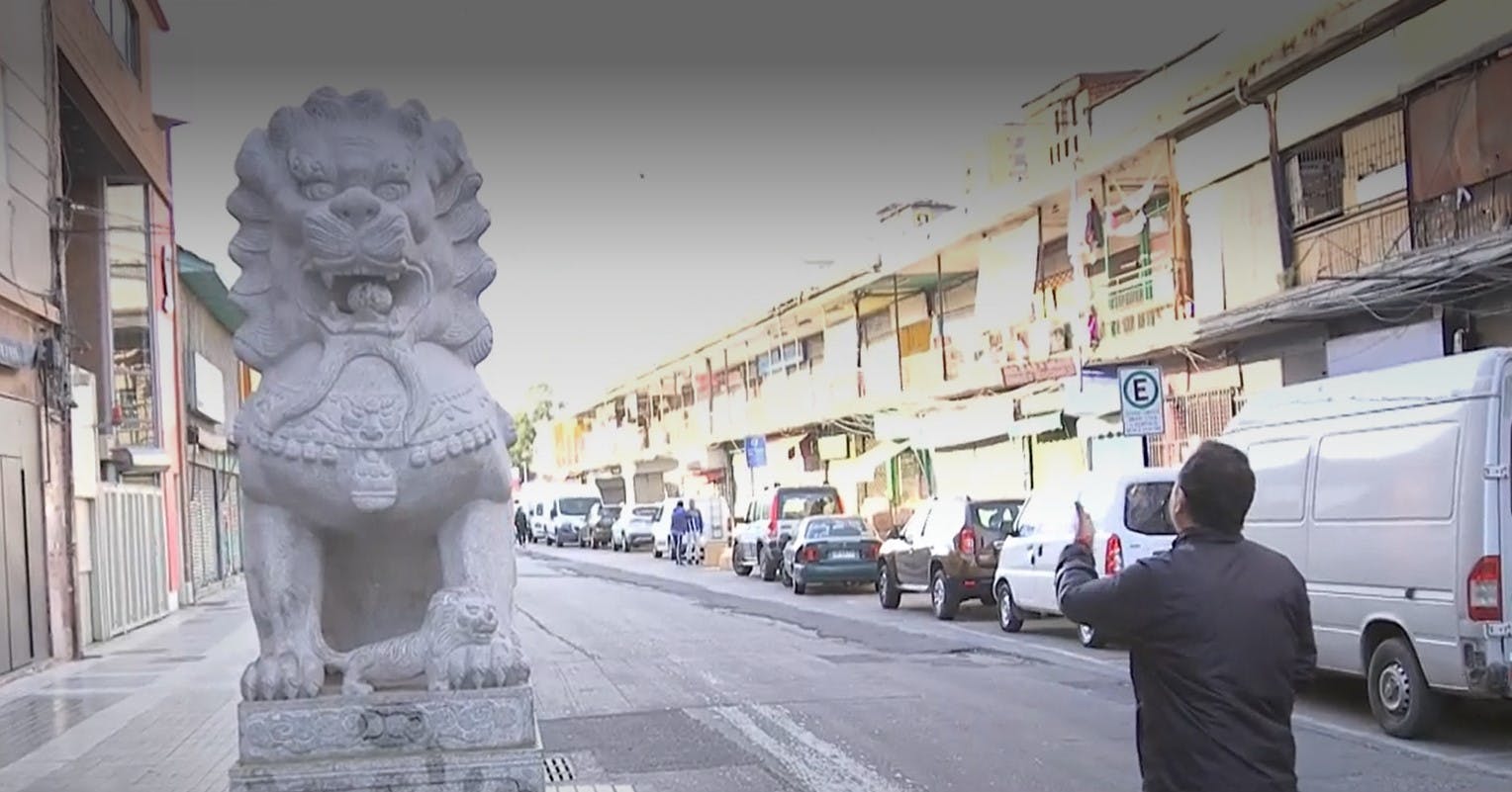 Cumplieron, pero a medias: Barrio Meiggs amanece limpio, pero en Matta Sur sigue el basural