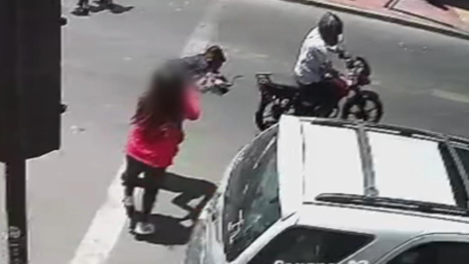 En prisión preventiva quedaron dos sujetos que asaltaron a una clienta de un banco  