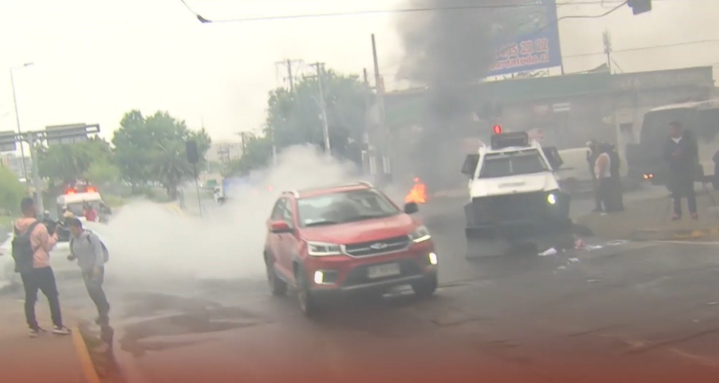 Barricadas y cortes de tránsito: Manifestantes protestan por terreno para viviendas en Independencia