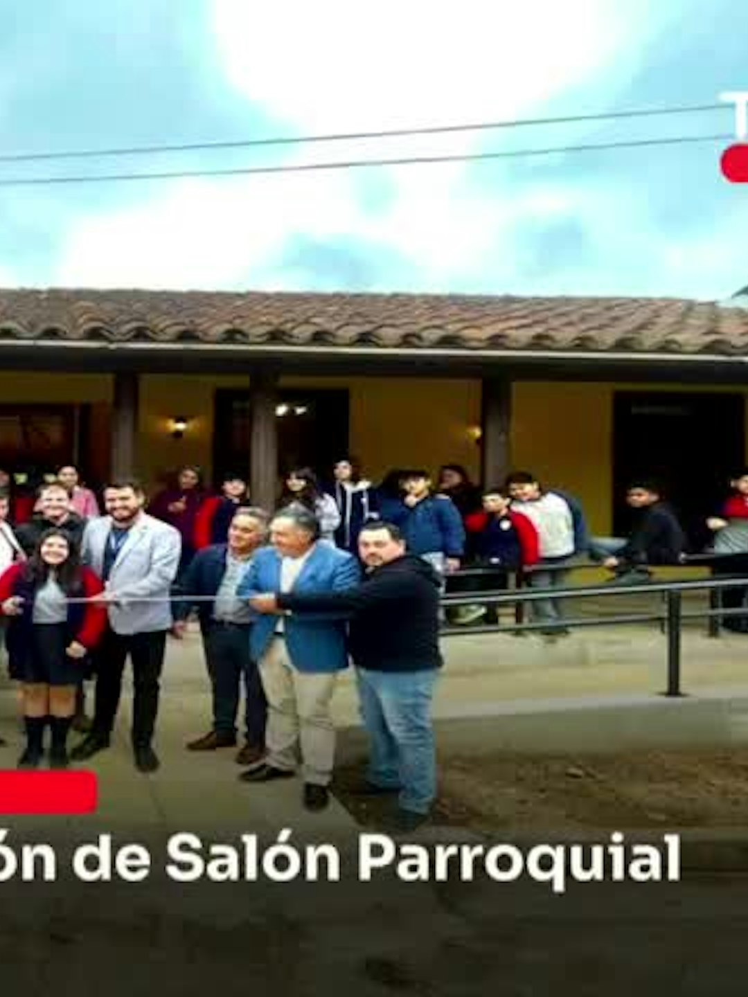 Inauguran remodelación de salón parroquial de Vichuquén