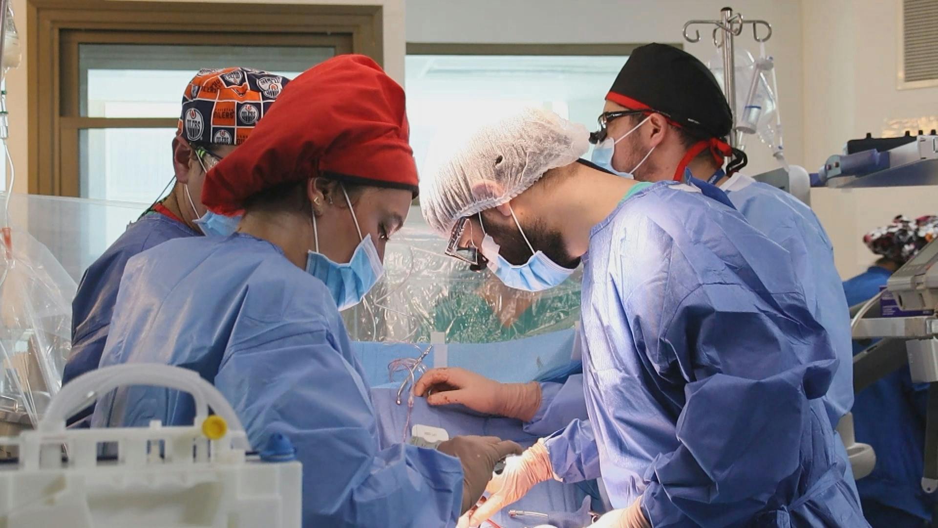 Hospital regional marca un hito en cirugías cardiacas pediátricas 