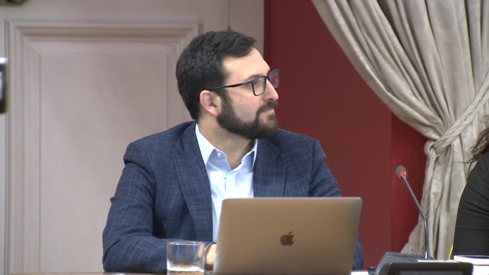 Presidente Boric respalda a su jefe de asesores