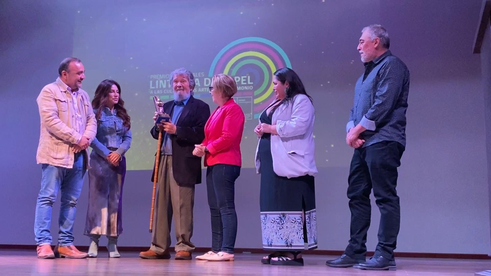 Waldo Valenzuela fue el ganador de la “linterna de papel 2023”