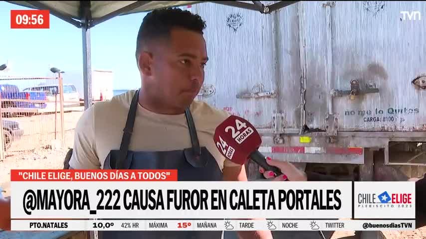 Tiktoker causa furor en la Caleta Portales