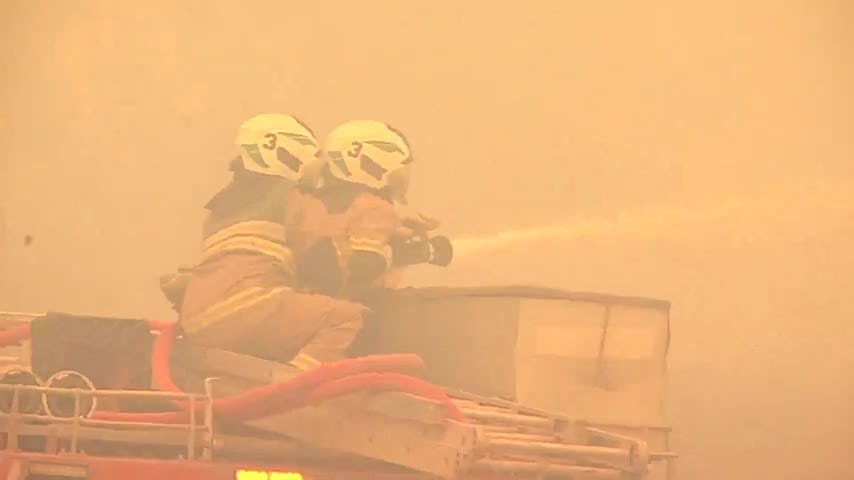 Suman recursos aeros y terrestres para combate de incendios forestales 