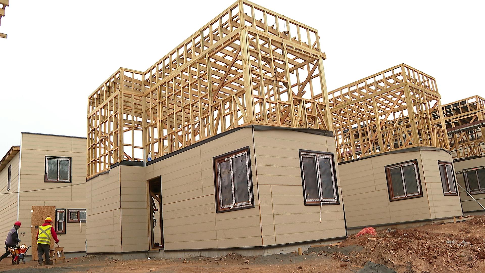 Plan de Emergencia Habitacional presenta 62% de avance