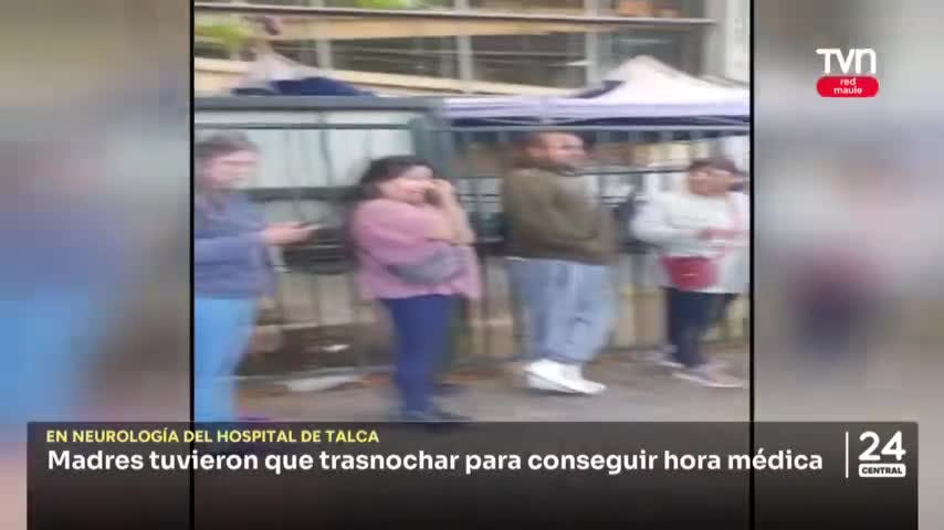 Madres tuvieron que trasnochar para conseguir atención médica