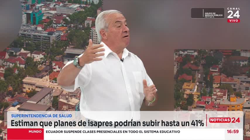 Mañalich: Que la ministra Rojas, que parece una heroína de la causa ambiental, se reúna con los salmoneros, da para decir ésto huele mal’