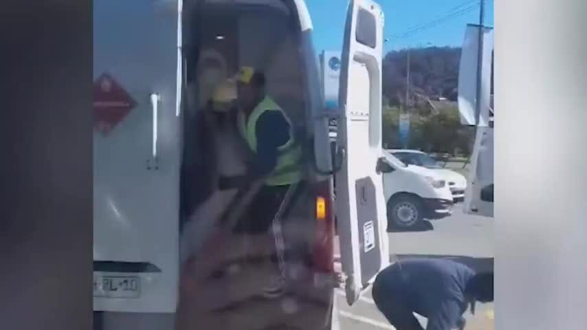 Con máscaras y overoles banda robó camión de cigarrillos en Chiguayante 