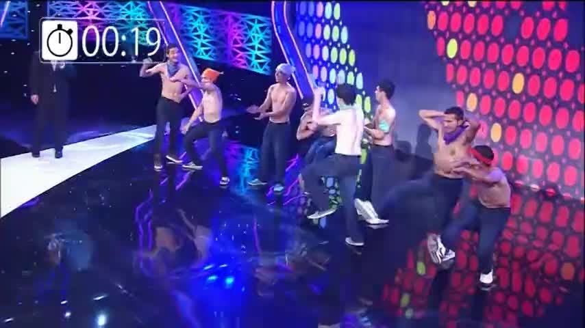 ¡Los sinvergüenzas! se suben los pantalones sin manos | Apuesto por ti