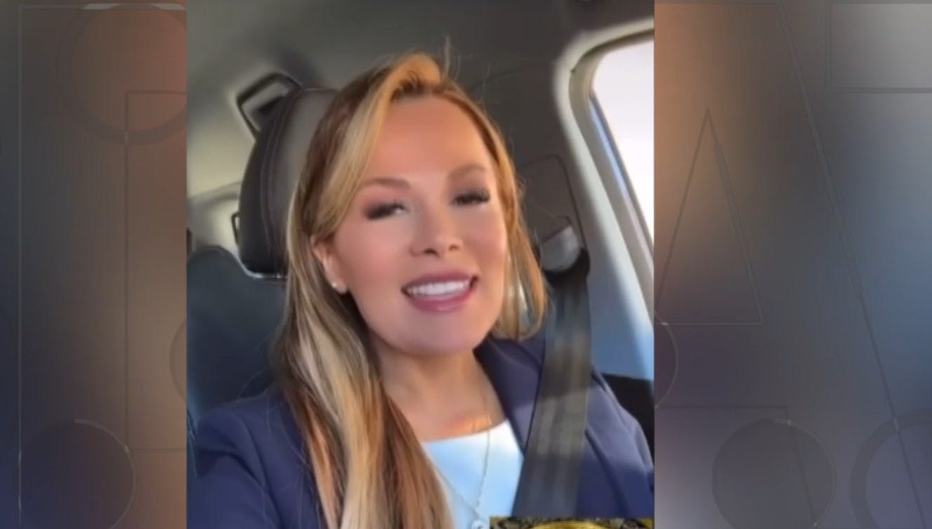 Con el arcángel Miguel: La defensa de Cathy Barriga en sus redes sociales
