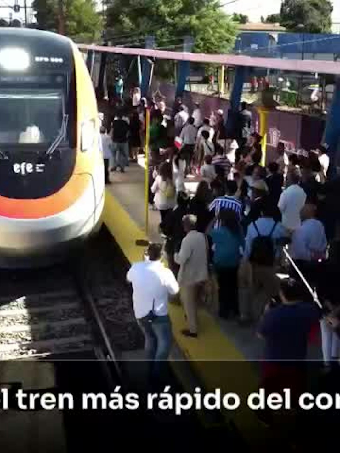 Entró en servicio el tren rápido entre Santiago y Curicó