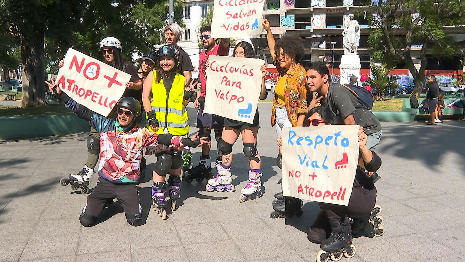 Manifestación a favor de construcción de patinódromo para la región