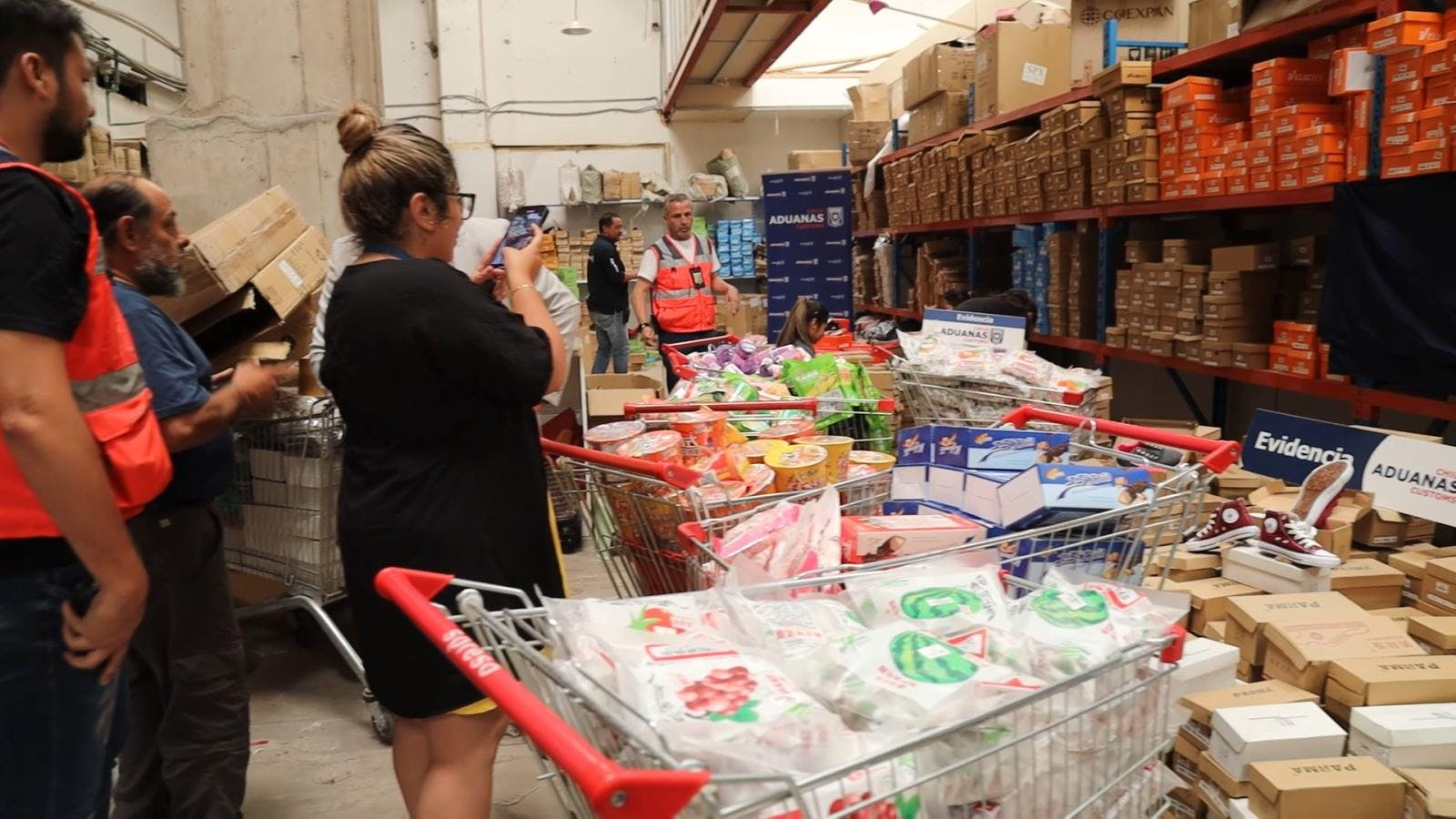 Realizan millonario decomiso de productos de contrabando