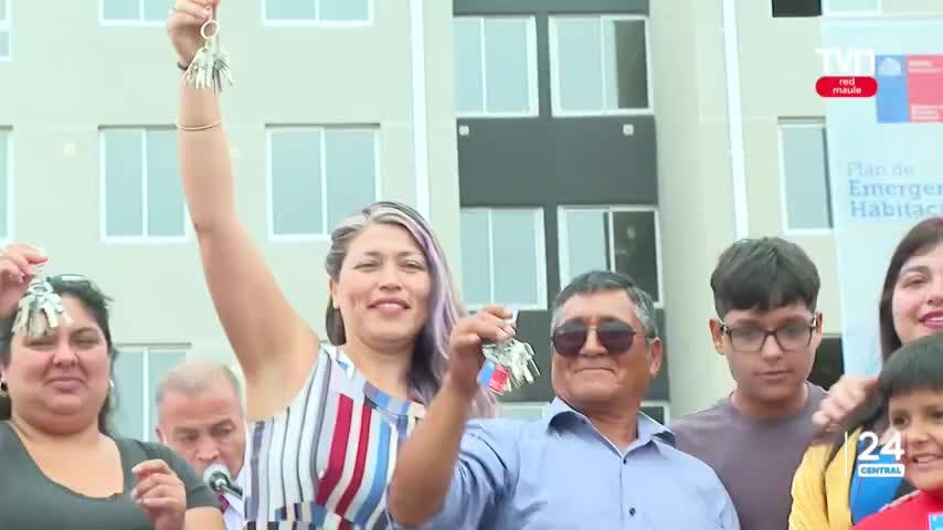 Ministro de vivienda destaca avance en entrega de viviendas sociales