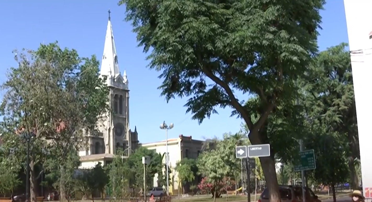 ¡Amenazaron con violarlas!: Delincuentes asaltan y amarran a monjas de convento de Santiago