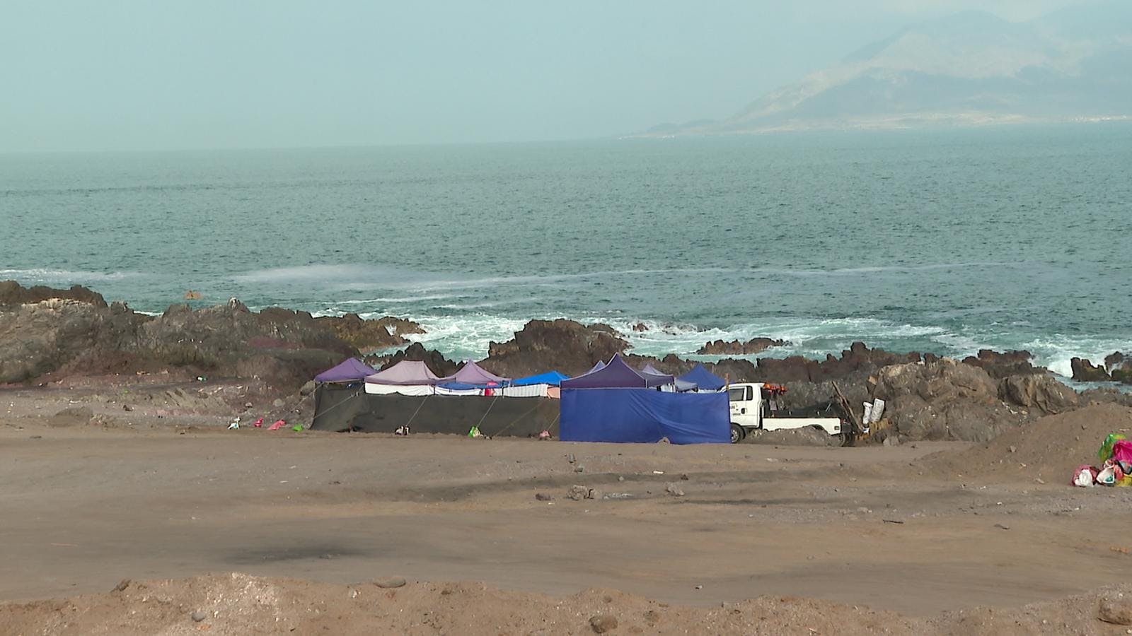 Armada intensifica controles en el borde costero para evitar instalación ilegal de carpas